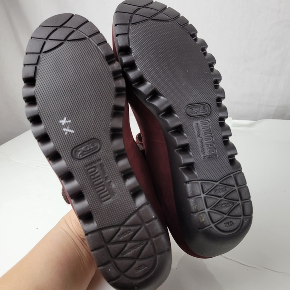 Munro Burgundy Walking Wedges Size 8.5 - Picture 9 of 10